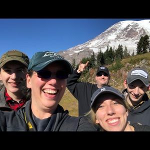 Meet your Posher, Gina